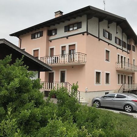 Apartamento Palazzina Rosa Spormaggiore Exterior foto